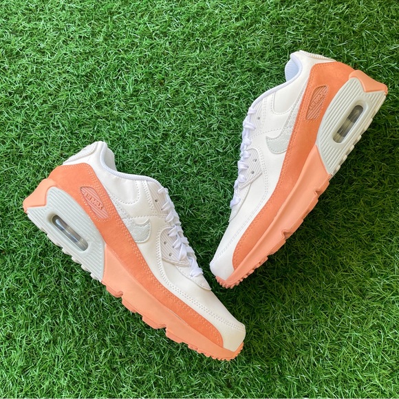 Nike Air Max 90 Ltr Se Peachy - Picture 3 of 5
